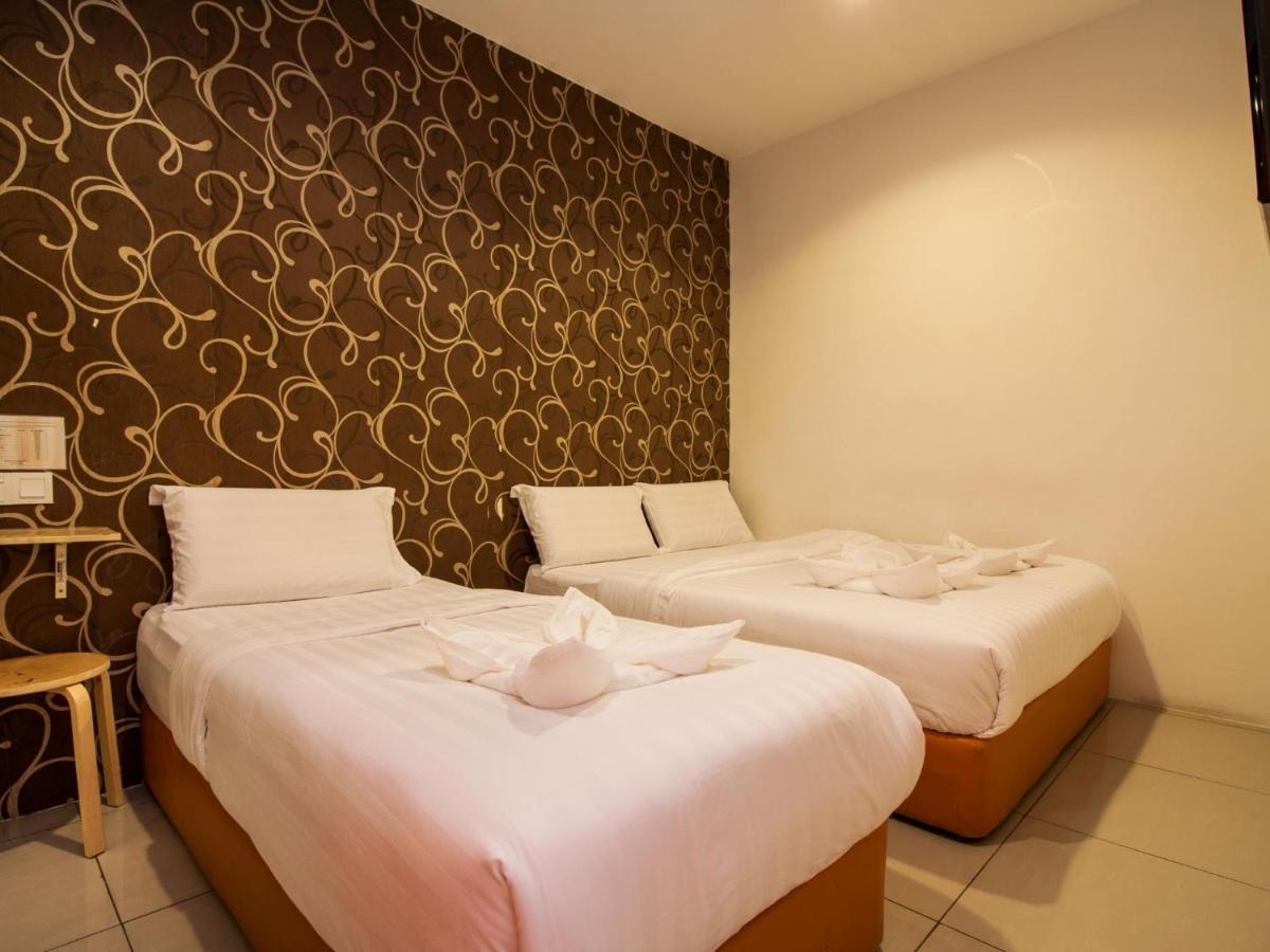 1 Hotel Taman Connaught Куала-Лумпур Экстерьер фото