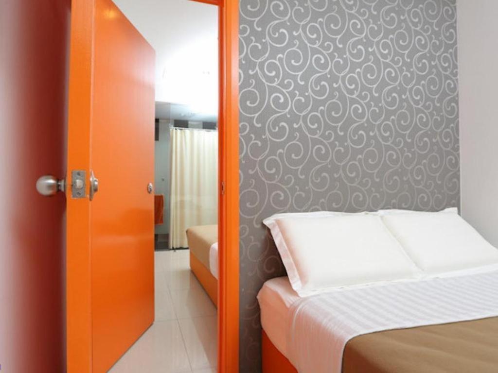 1 Hotel Taman Connaught Куала-Лумпур Экстерьер фото