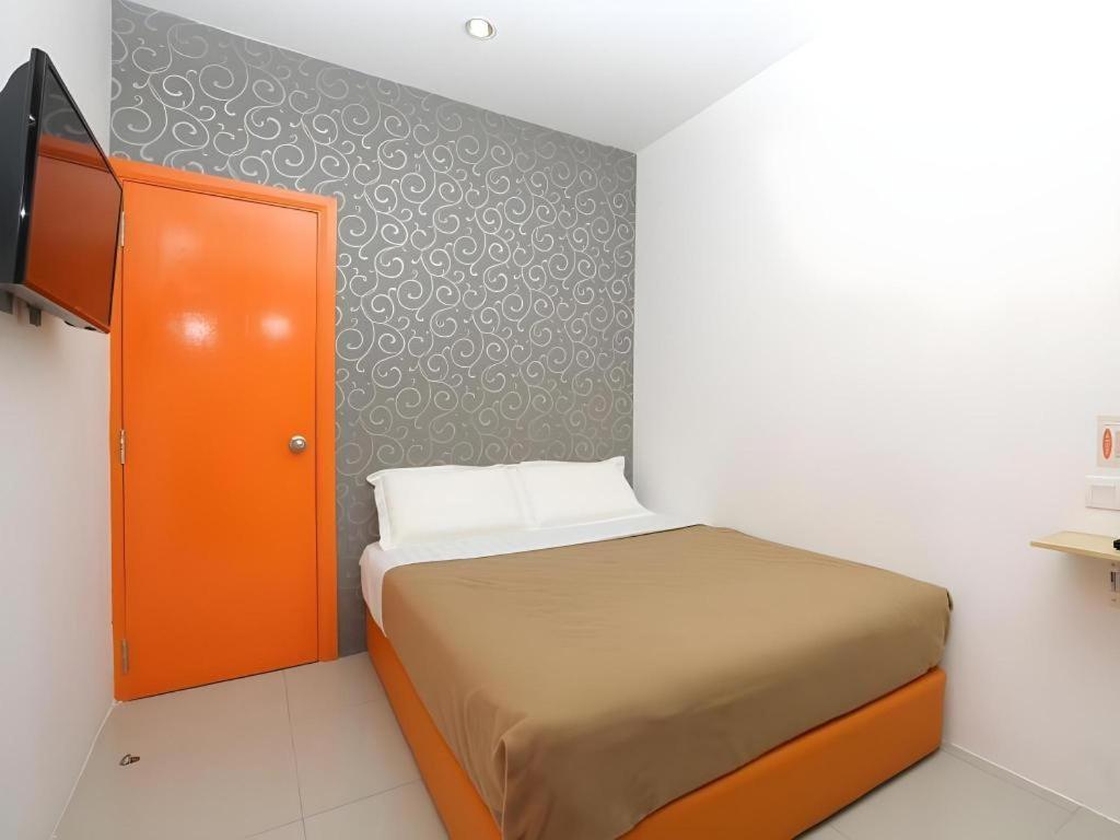 1 Hotel Taman Connaught Куала-Лумпур Экстерьер фото