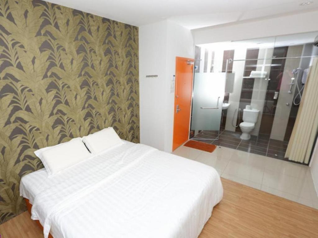 1 Hotel Taman Connaught Куала-Лумпур Экстерьер фото