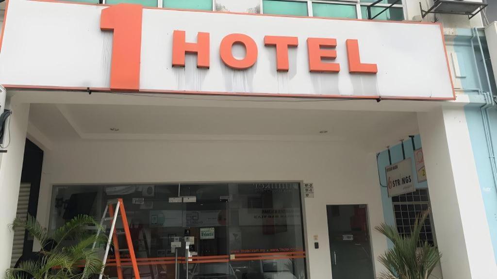 1 Hotel Taman Connaught Куала-Лумпур Экстерьер фото